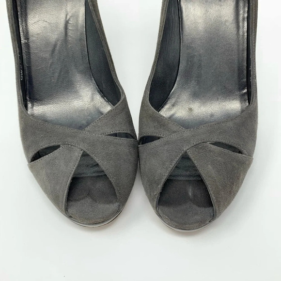 Stuart Weitzman Gray Suede Peep-toe Heels - Picture 3 of 6